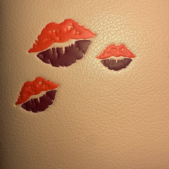 Kate Spade Minnie Mouse Laptop Sleeve/Case - Picture 7 of 8